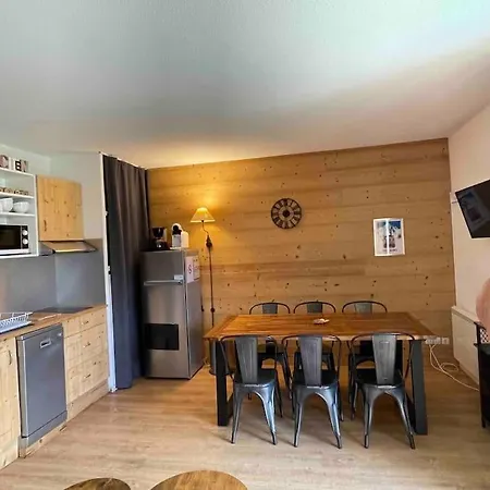 Апартаменты App 4-6 Pers Avec 1 Place Garage 100m Pistes Plein Centre Ле дез Альп