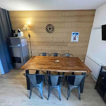 App 4-6 Pers Avec 1 Place Garage 100m Pistes Plein Centre Lägenhet *